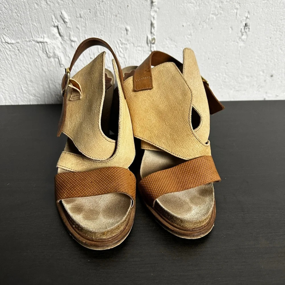 Coque terra Leather Heel sandals szie 38